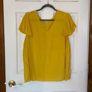 Plus size Old navy yellow flutter sleeve top